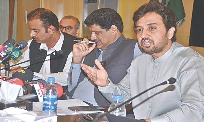 ٹیکس نظام میں شفافیت اور جدید ٹیکنالوجی کا استعمال وقت کی اہم ضرورت ہے، شعیب نوشیروانی